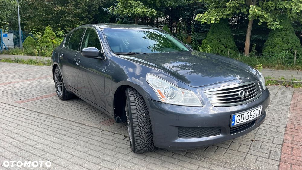 Infiniti G - 2