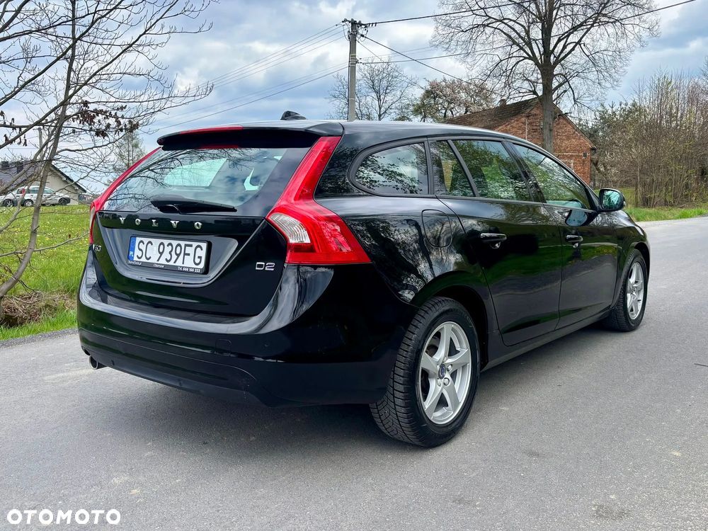 Volvo V60 D2 Geartronic - 9