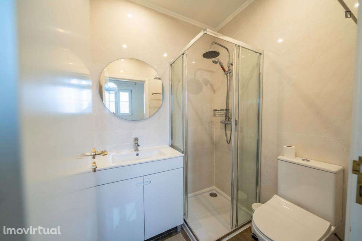 Quarto - localizado em Carcavelos Lisbon - Grande imagem: 4/28