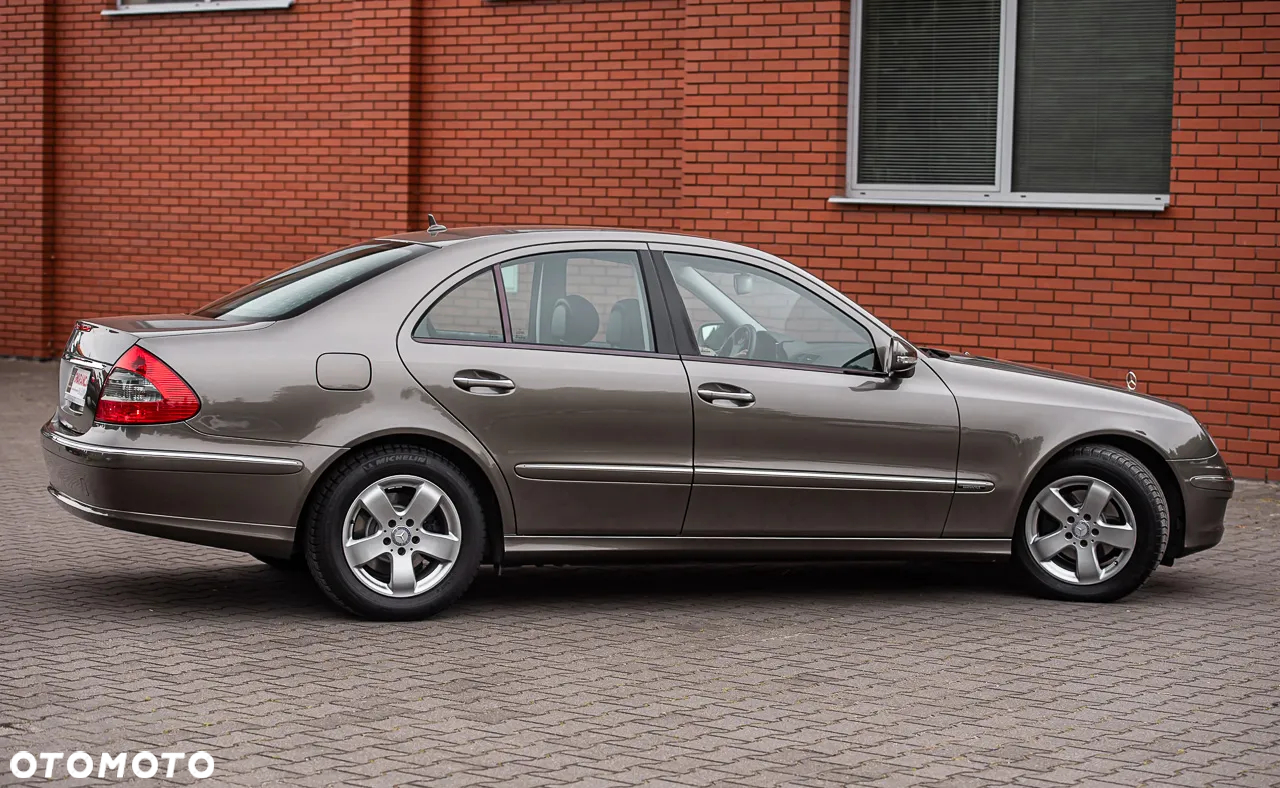 Mercedes-Benz Klasa E 200 CDI Classic BusinessEDITION - 14