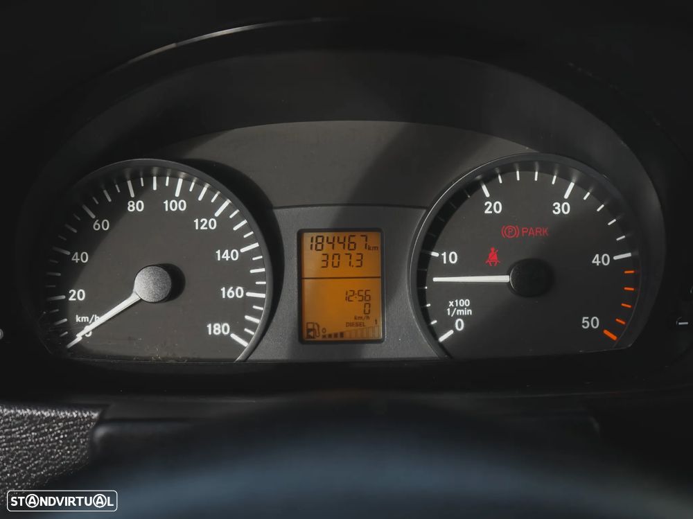 Mercedes-Benz Sprinter 319 CDI L2H2 IVA DEDUTIVEL - 14