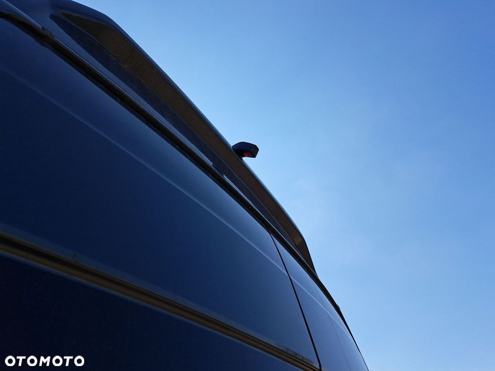 Volkswagen Grand California Grand California 600 DMC 3500kg silnik: 2,0 l TDI EURO VI-e SCR / 163KM/skrzynia biegów: Przedni napęd automatyczna 8-biegowa rozstaw osi: 3640 mm - 23