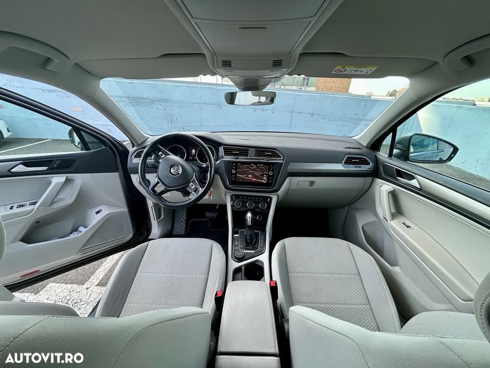 Volkswagen Tiguan 2.0 TDI 4Mot DSG Comfortline - 10