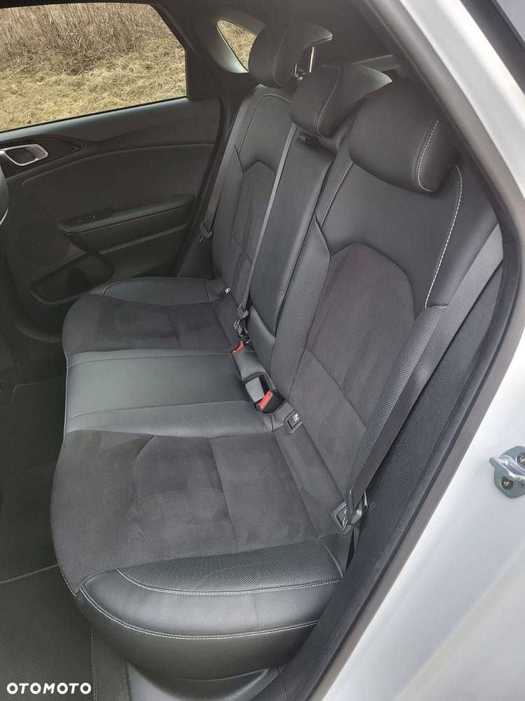 Kia Ceed 1.4 T-GDI GT-Line - 21