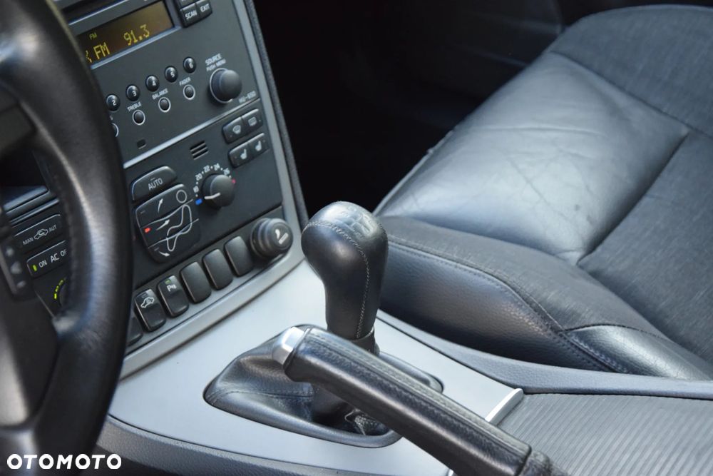 Volvo V70 2.4 Kinetic - 29