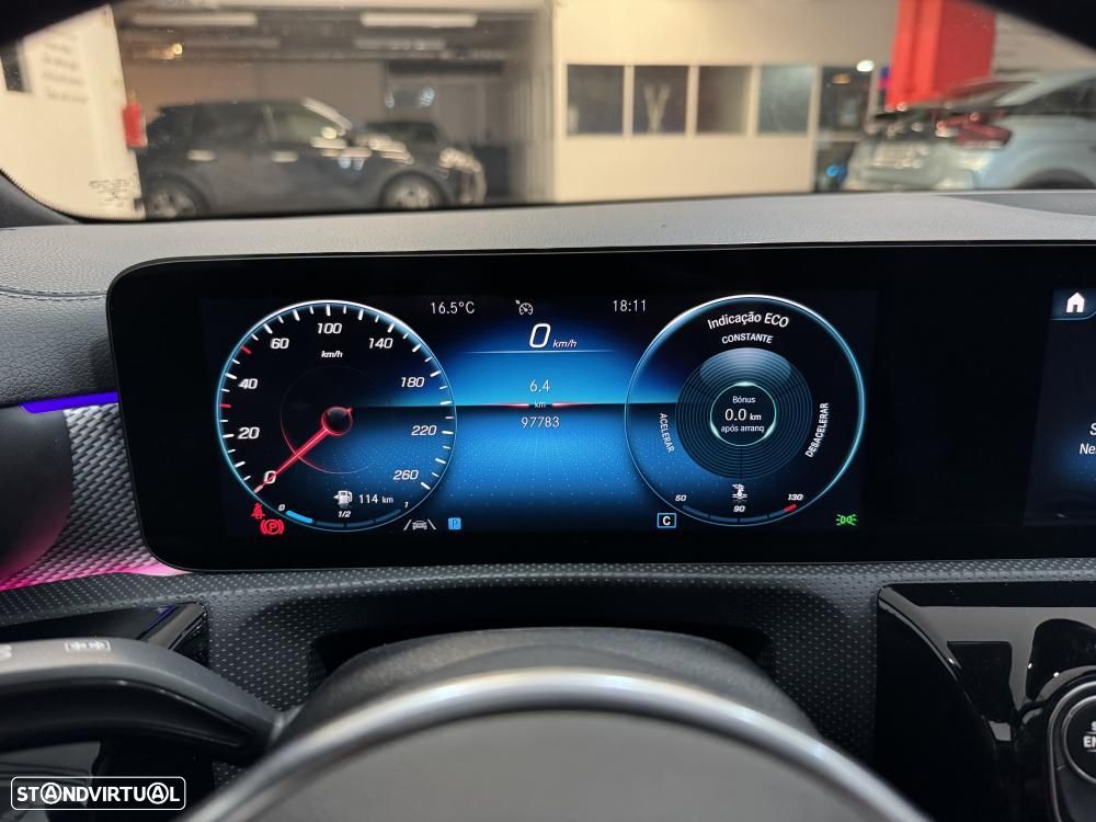 Mercedes-Benz CLA 180 d Progressive - 29