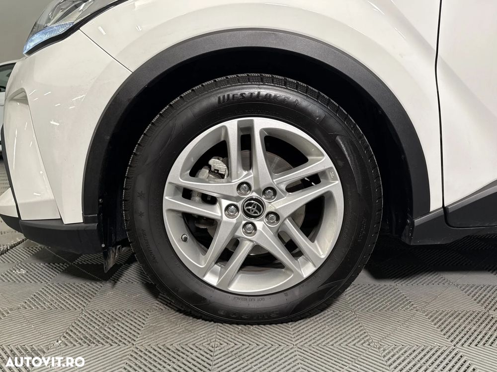 Toyota C-HR - 14