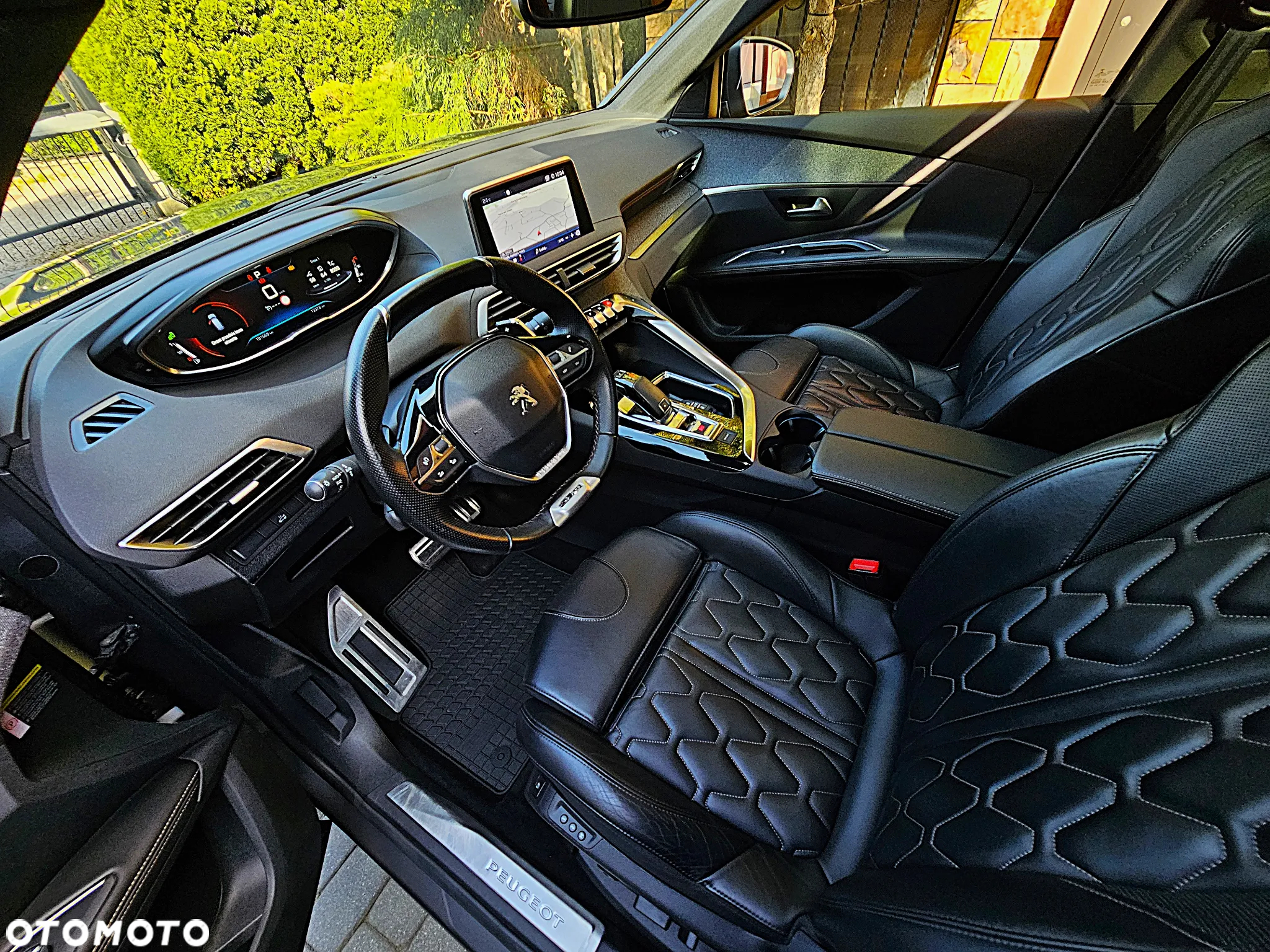 Peugeot 5008 BlueHDI 130 EAT8 GT - 28