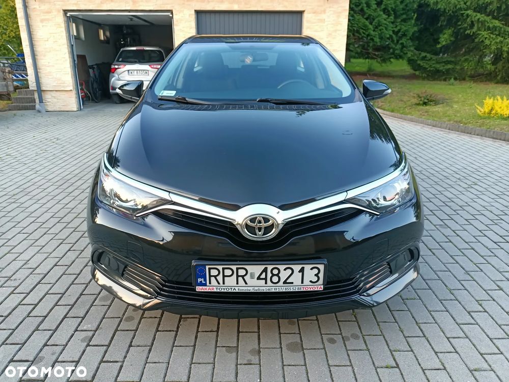 Toyota Auris 1.6 Classic Plus - 1