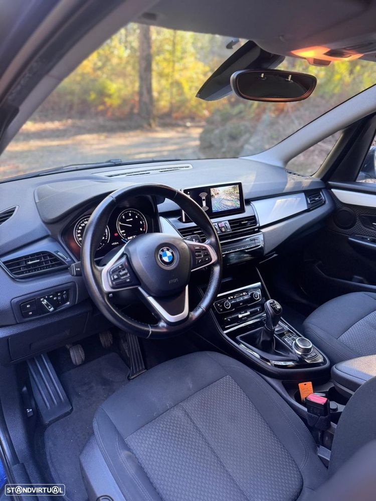 BMW 216 Gran Tourer d - 13