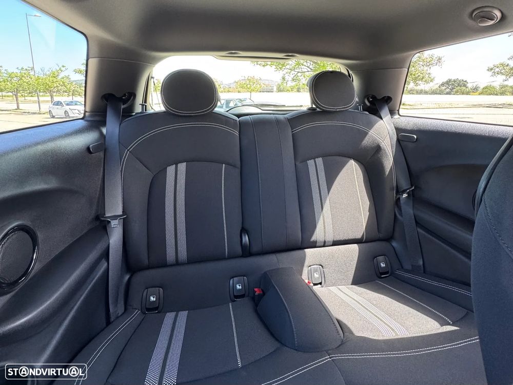 MINI 3 Portas John Cooper Works Sport Aut. - 21