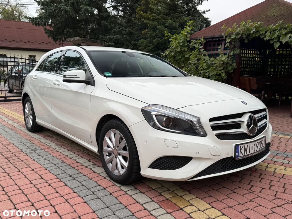 Mercedes-Benz Klasa A 180 (BlueEFFICIENCY) Style - 2