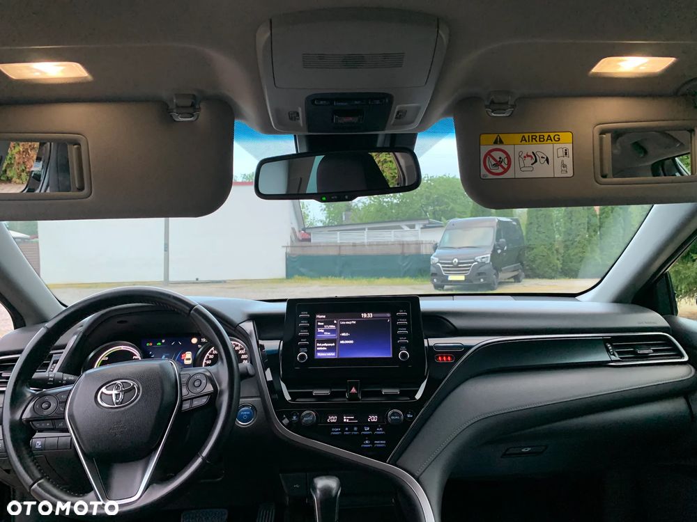 Toyota Camry 2.5 Hybrid Comfort CVT - 27