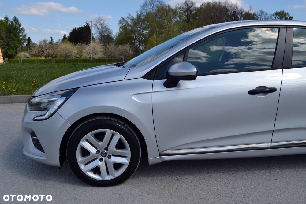 Renault Clio - 8