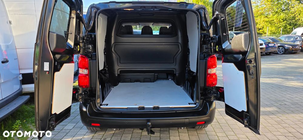 Opel Vivaro 2.0 177KM 5-osób Automat 8-biegów - 32