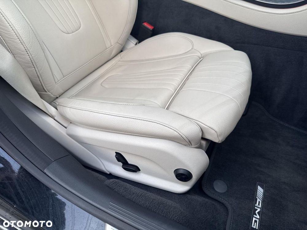 Mercedes-Benz CLS - 23