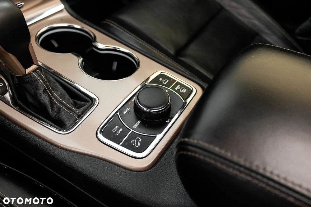 Jeep Grand Cherokee 3.0 CRD Overland - 25