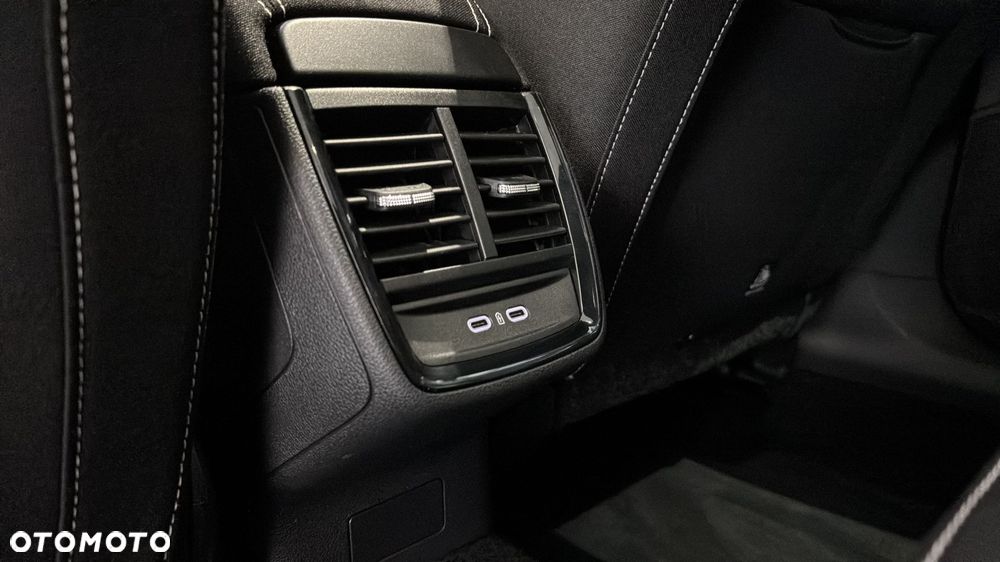 Skoda Kamiq 1.0 TSI Monte Carlo DSG - 21