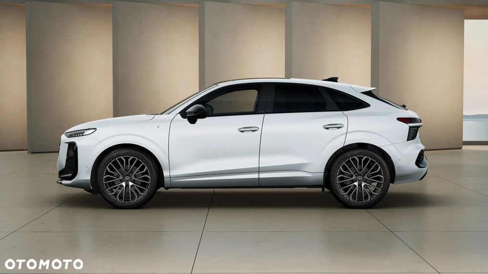 Audi Q3 35 TFSI mHEV S-Line S tronic - 3