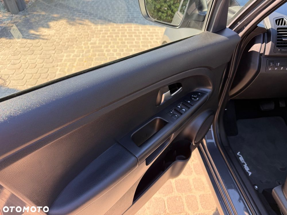 Kia Venga 1.6 CVVT Automatik Platinum Edition - 22