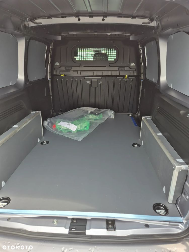 Citroën Berlingo Van Furgon XL LONG 1.5 130KM Automat MEGA RABAT !! OD RĘKI !! - 17