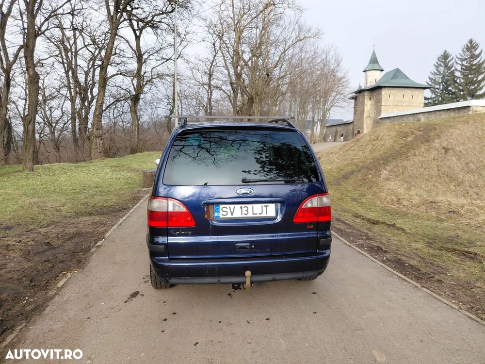 Ford Galaxy - 3