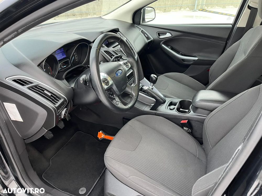 Ford Focus 1.6 TDCI DPF Start-Stopp-System Titanium - 8