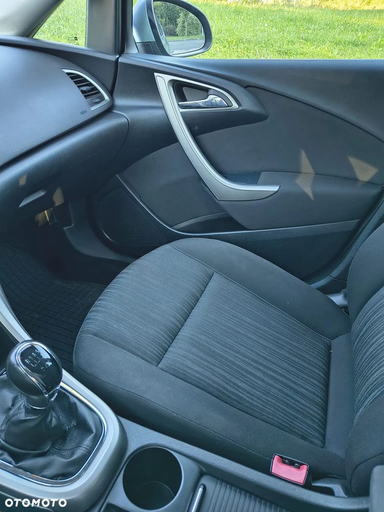 Opel Astra 1.4 T Sport - 10