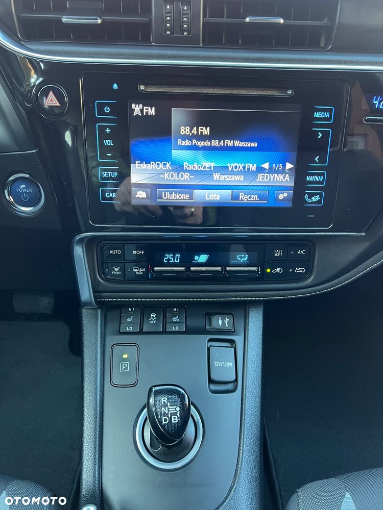 Toyota Auris 1.8 VVT-i Hybrid Automatik Comfort - 29