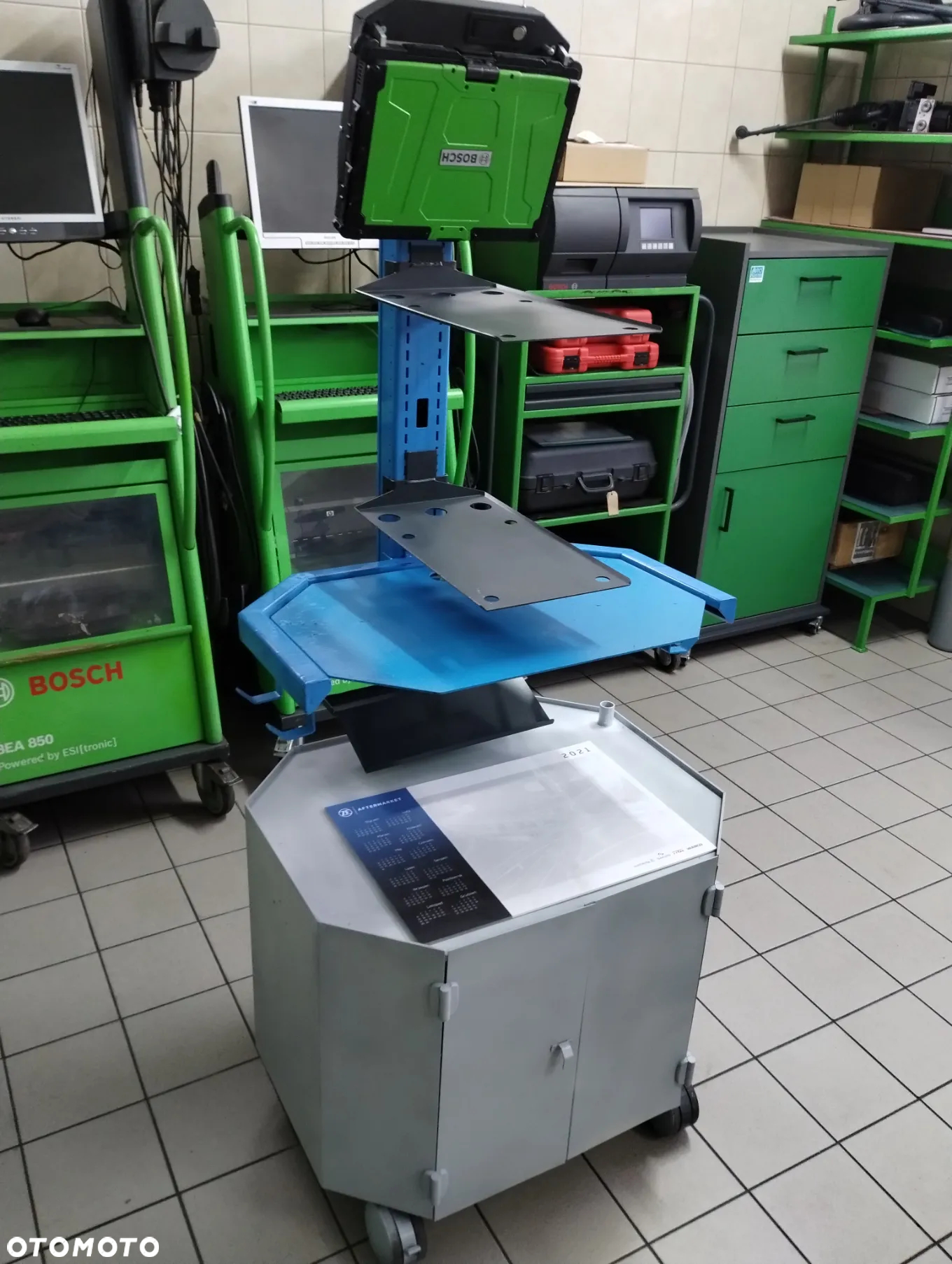 Wózek - Regał - Szafka pod tester usterek Kts i FSA Bosch - 28