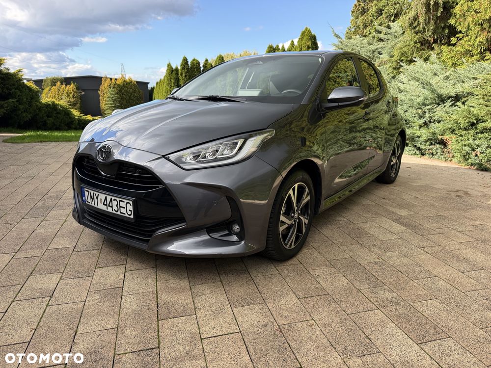 Toyota Yaris 2024 photo 2