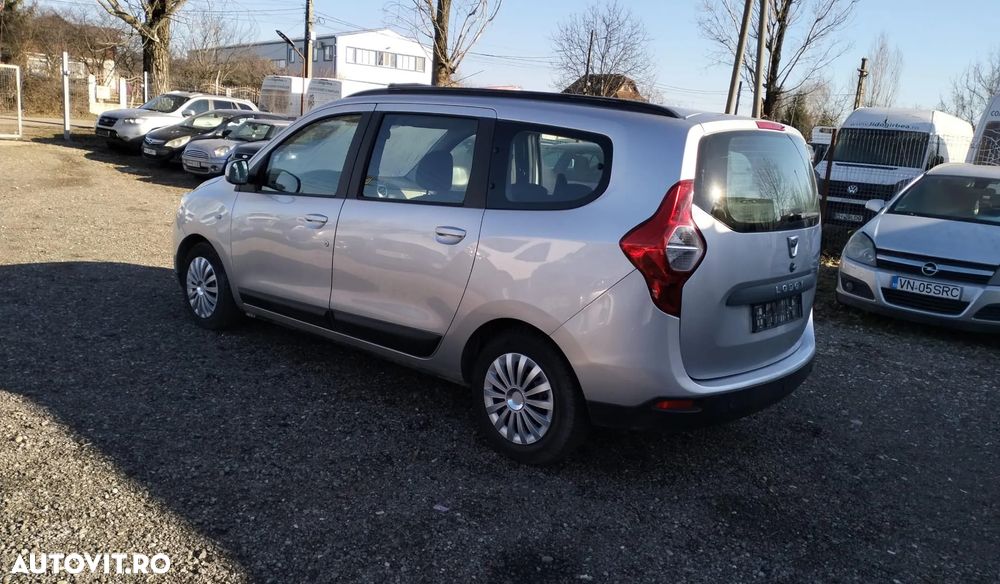 Dacia Lodgy dCi 110 Celebration - 6