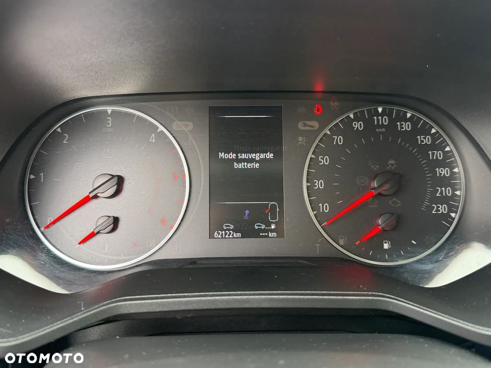 Renault Clio BLUE dCi 85 BUSINESS EDITION - 18