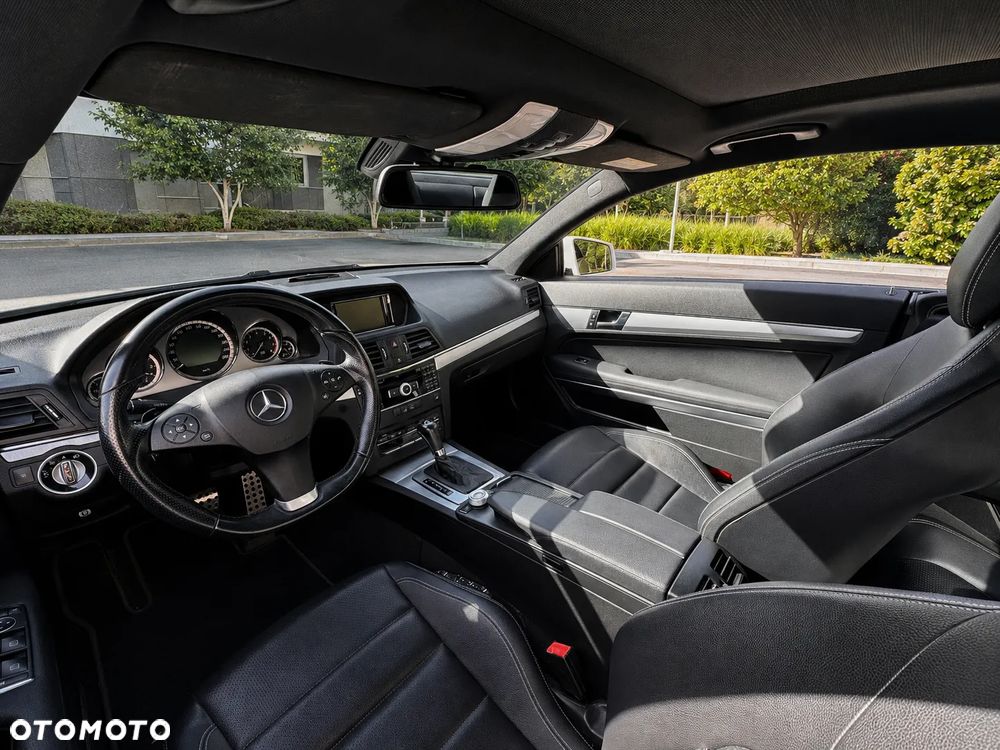 Mercedes-Benz Klasa E 250 CGI BlueEffICIENCY - 11
