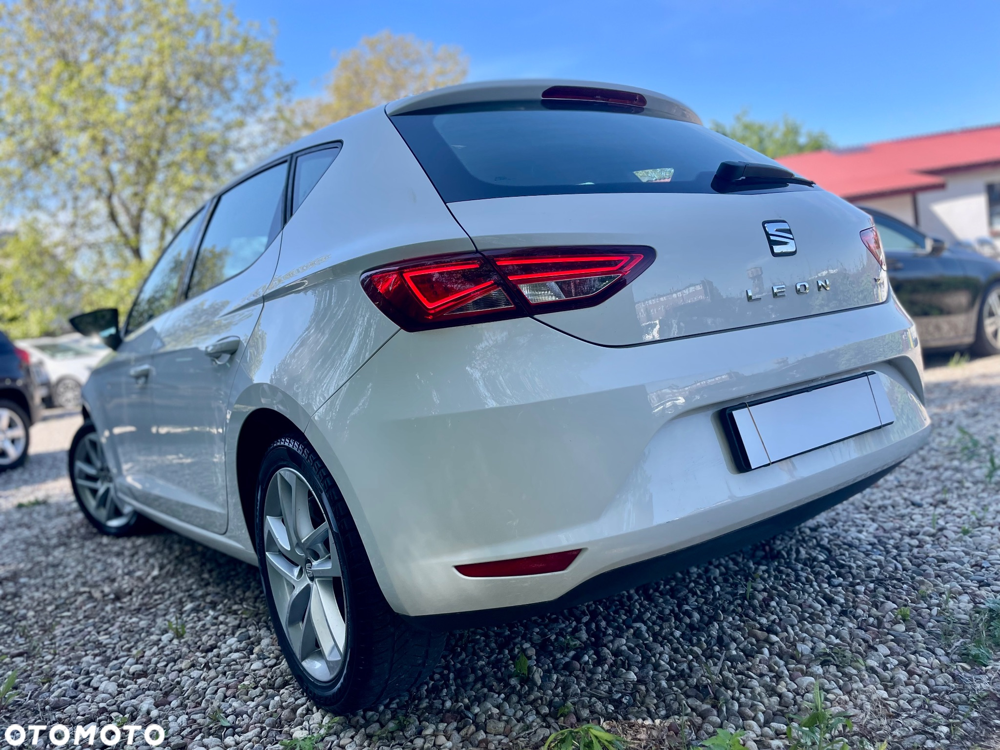 Seat Leon ST 1.6 TDI CONNECT - 4