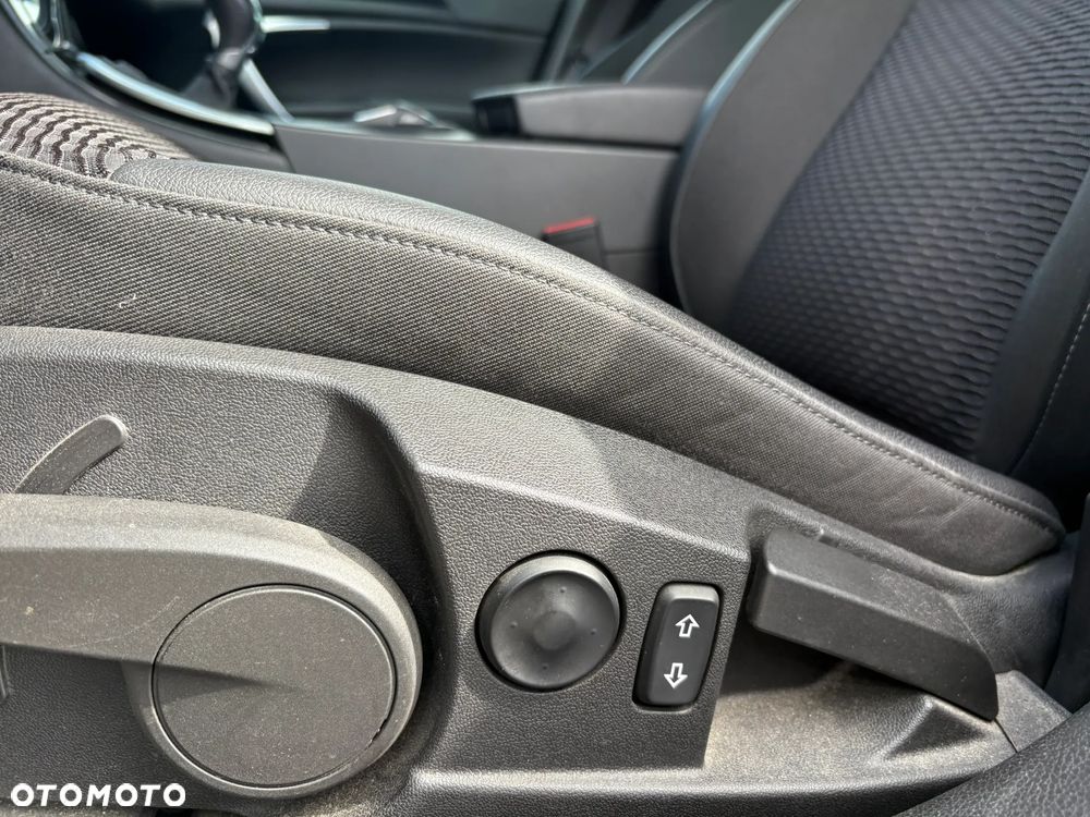 Opel Insignia 2.0 CDTI Cosmo - 10