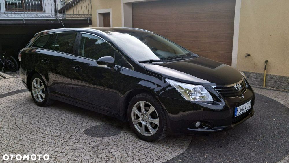 Toyota Avensis - 7