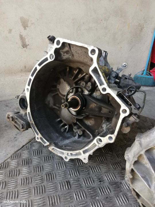 Caixa de velocidades Mazda 5 e 6 2.0d 143cv - 10