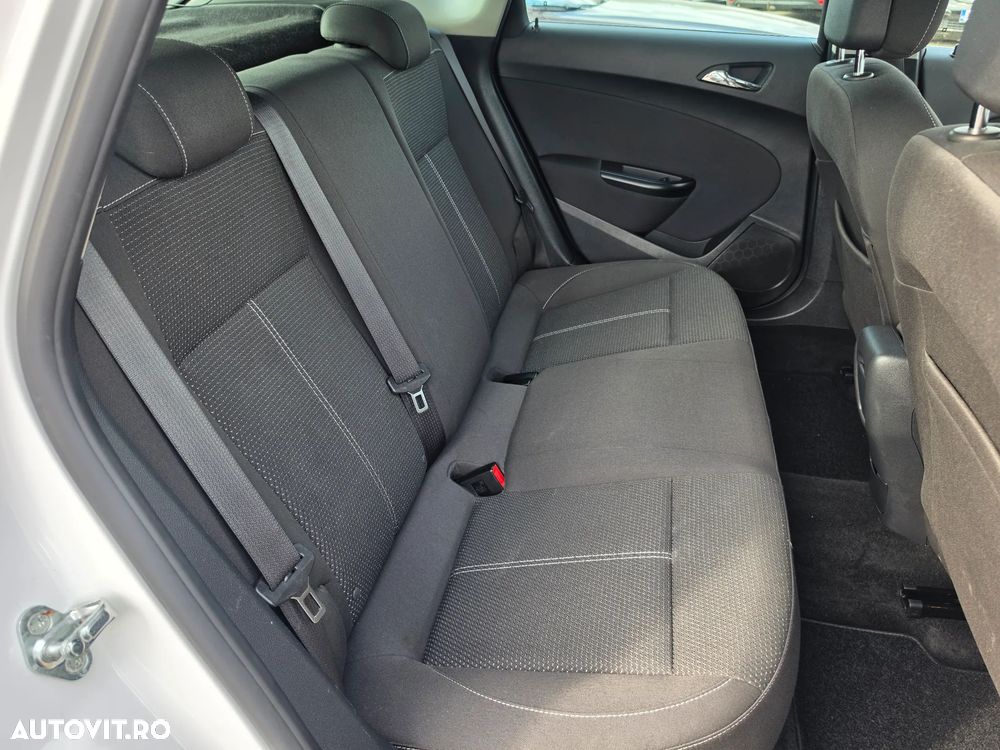 Opel Astra 1.7 CDTI DPF Sport - 8