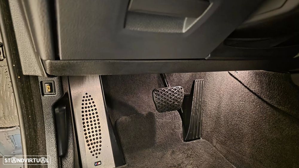 BMW 520 d Pack M Auto - 36