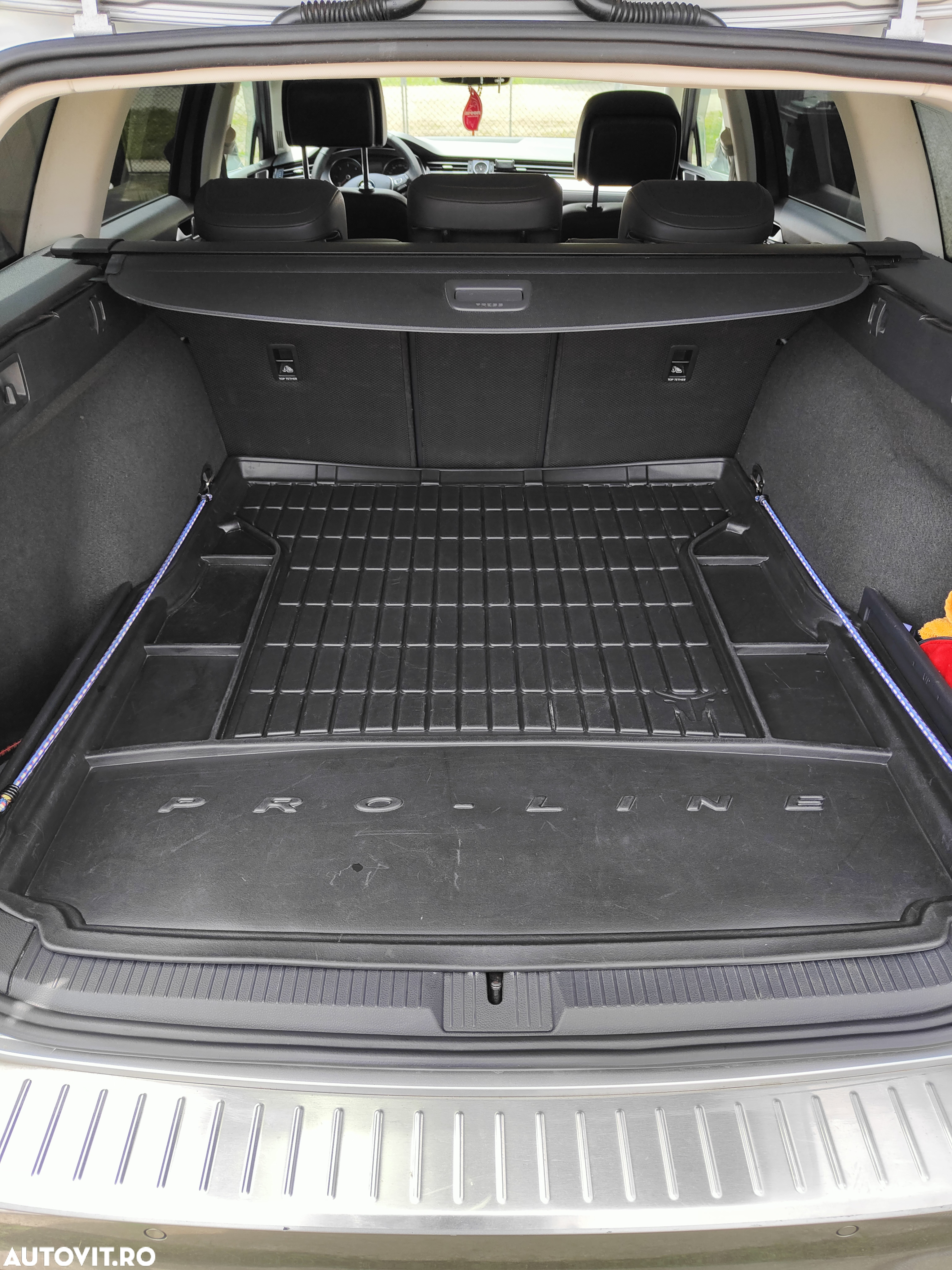 Volkswagen Passat Variant 2.0 TDI DSG Comfortline - 14