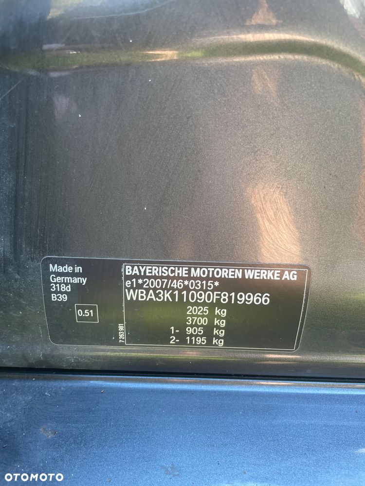 BMW Seria 3 318d DPF Edition Exclusive - 13