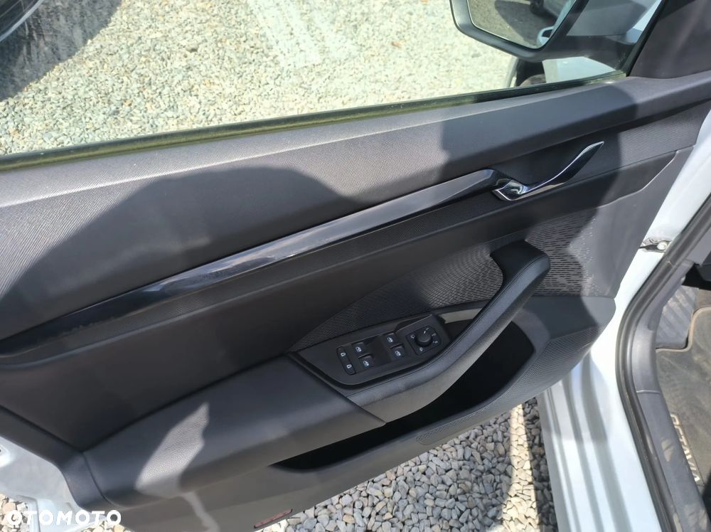 Skoda Octavia 2.0 TDI Ambition - 11