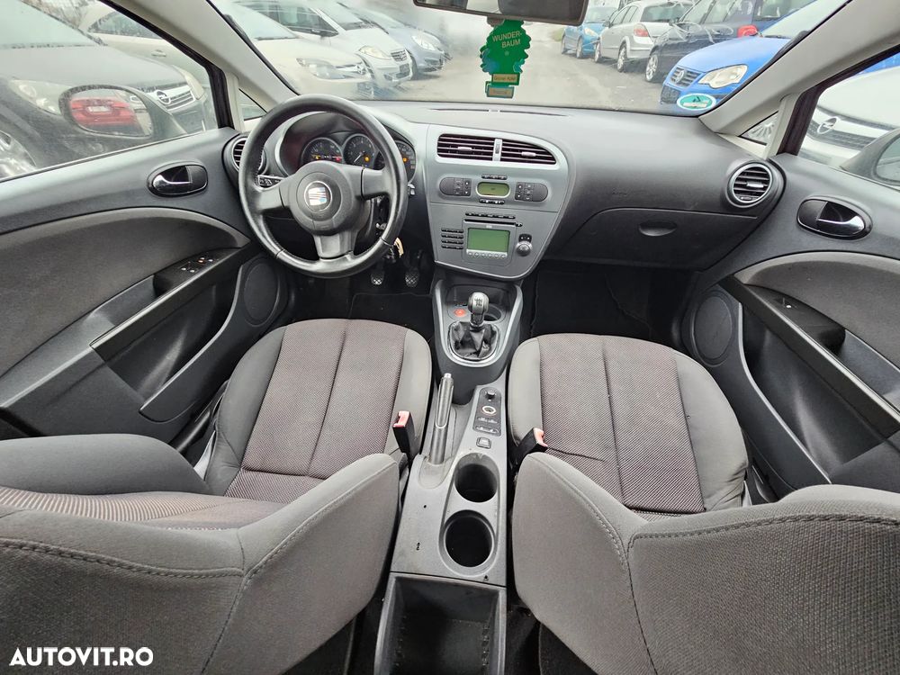 Seat Leon 2.0 TDI DPF Style - 6