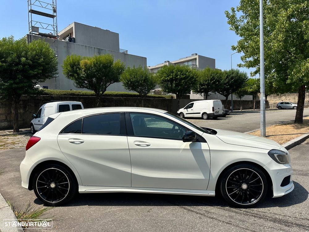 Mercedes-Benz A 180 d AMG Line - 12