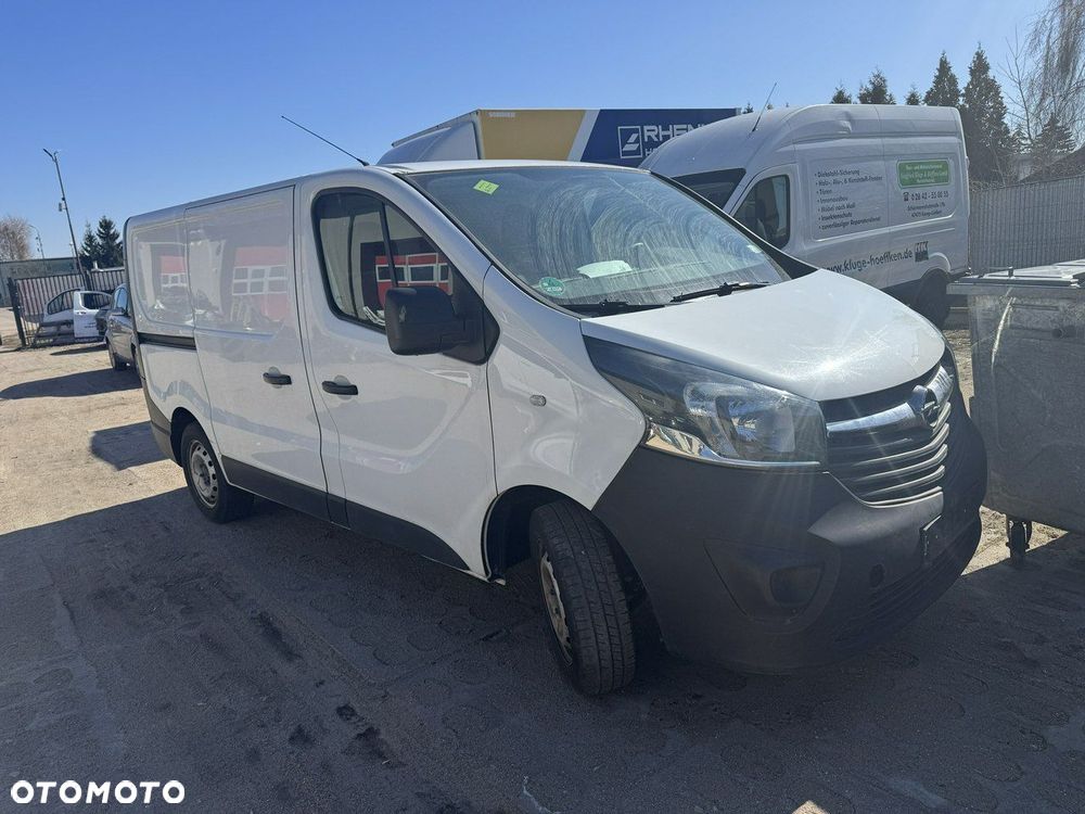 Opel Vivaro - 1