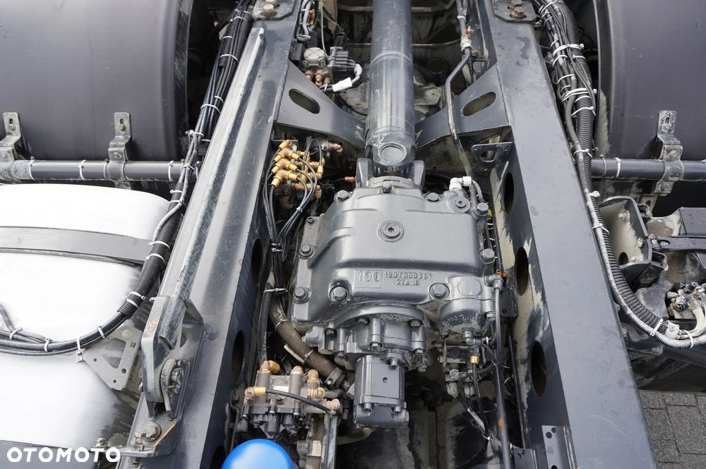 Tatra Phoenix 8x8 Twin-Steer Quad/A / 30 tys. km!!! - 23