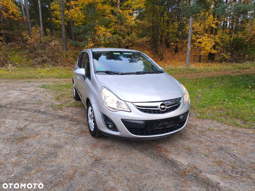 Opel Corsa 1.4 16V Satellite - 4
