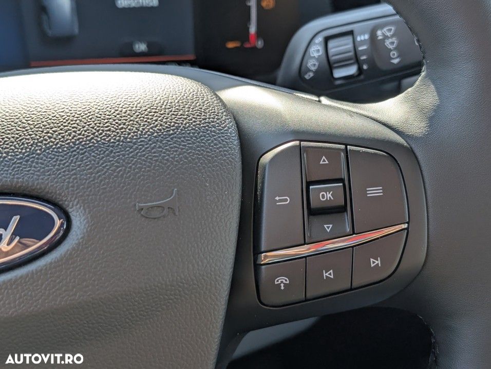 Ford Tourneo Courier - 22