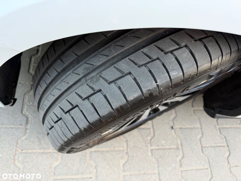 Ford Focus 1.5 EcoBlue STart-Stopp-System TITANIUM - 22